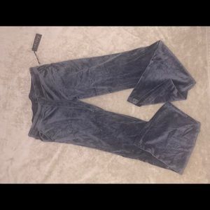 Gray Pants With Back Pockets